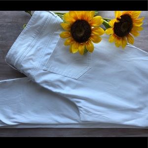 White Ripped Jeggins